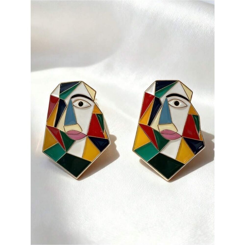 Face Enamel Stud Earring A1630
